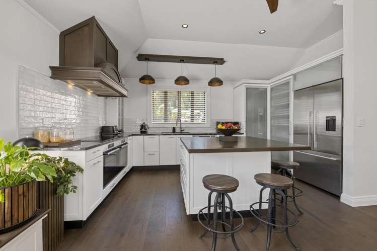 221 Awai Road Tarurutangi_11