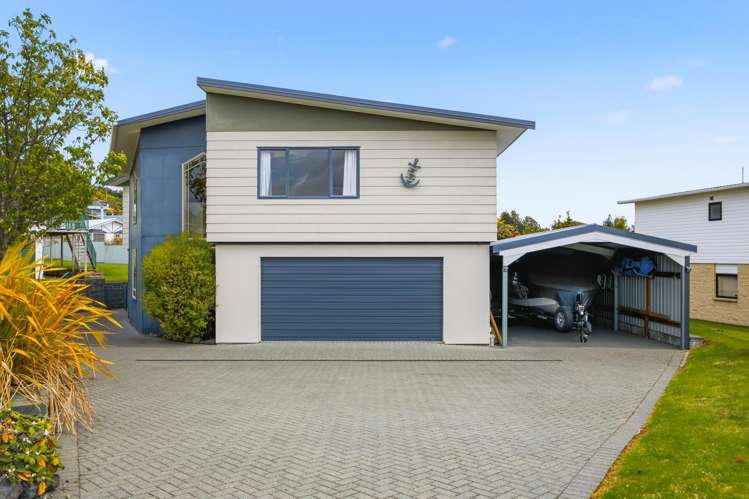 5 Rowena Crescent Motuoapa_14