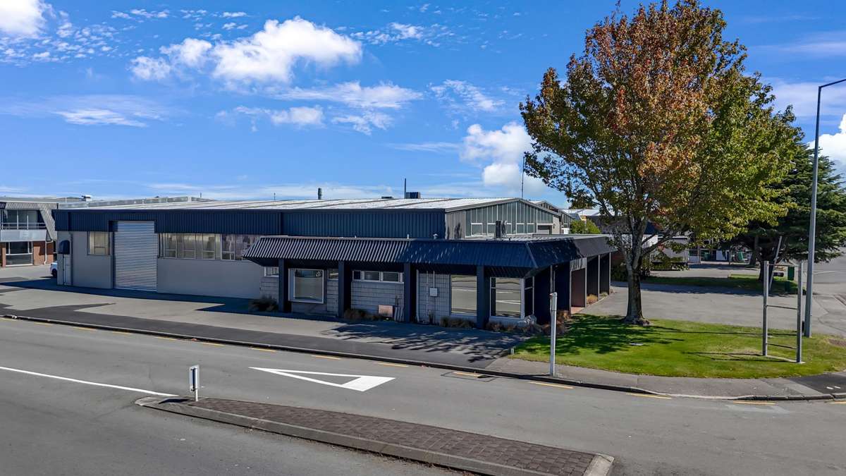 60 - 62 Treffers Road_0