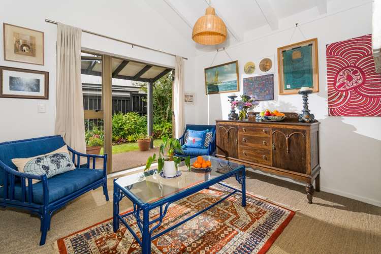 3/136 Calliope Road Stanley Point_9