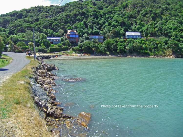 38 Tikao Bay Road Wainui_11
