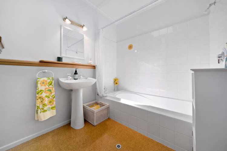 463 Peninsula Road Kelvin Heights_18