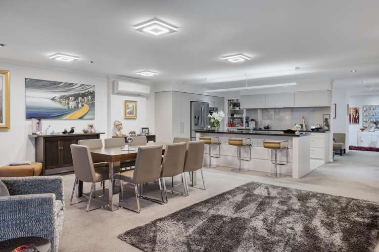 3/104 Harbour Drive Otumoetai_13