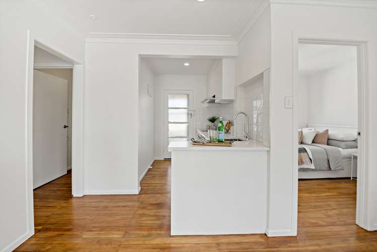 2/38 Woodford Road Mount Eden_6