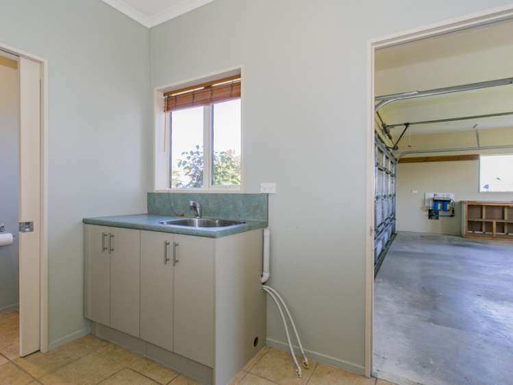 3 Swindon Lane Amberley_15