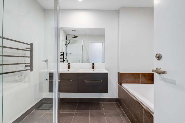 4 Orca Drive Stanmore Bay_15