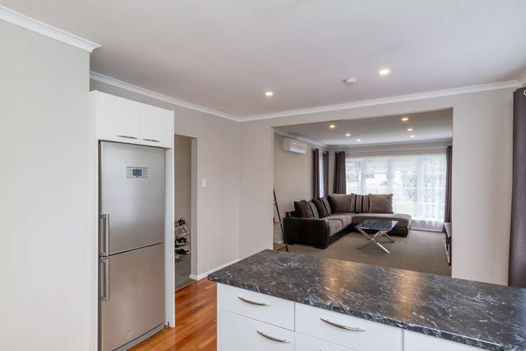 11 Kowhai Street Parkway Wainuiomata_6