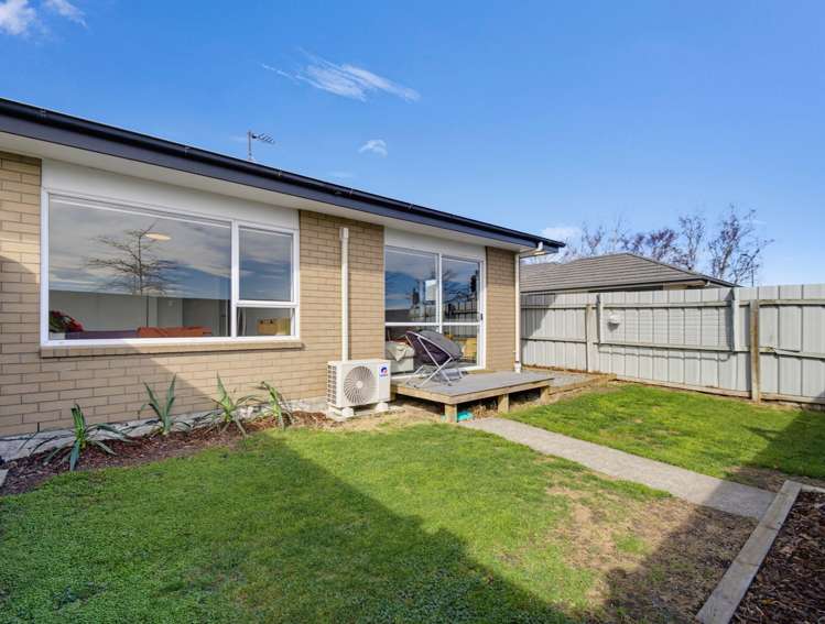 2/422 Wilsons Road North Waltham_1