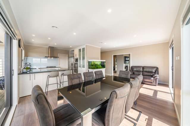 51 Endeavour Drive Whitby_1