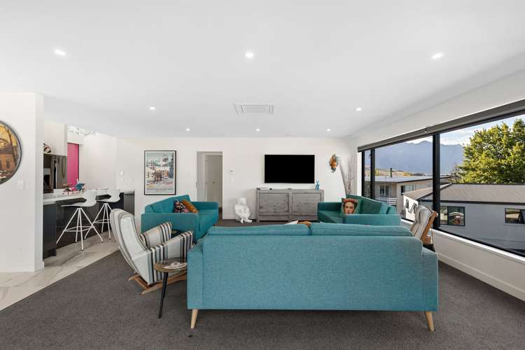 3 Panorama Place Queenstown_13
