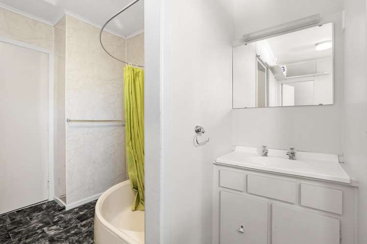 11 Huka Street Taupo_19