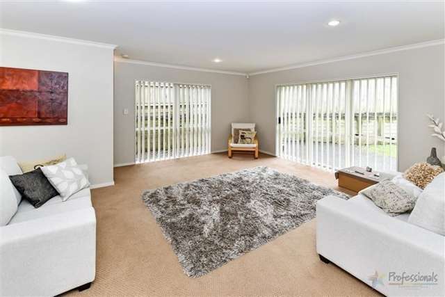 8 Murrayfield Lane Manurewa_1