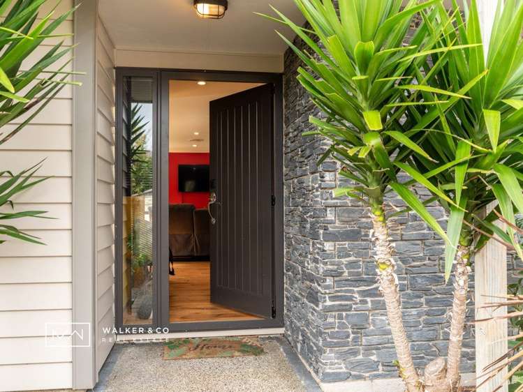 7 Percy Kinsman Crescent Riverstone Terraces_1