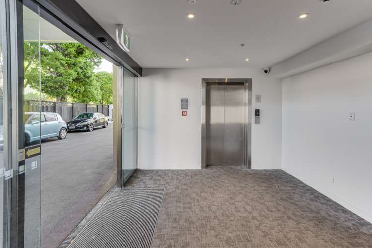 206/12 Latimer Square Christchurch Central_13