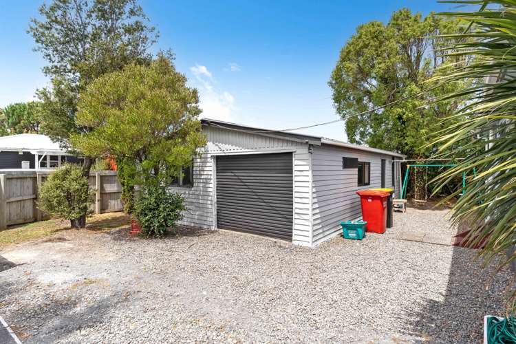 21A Lyon St Featherston_17