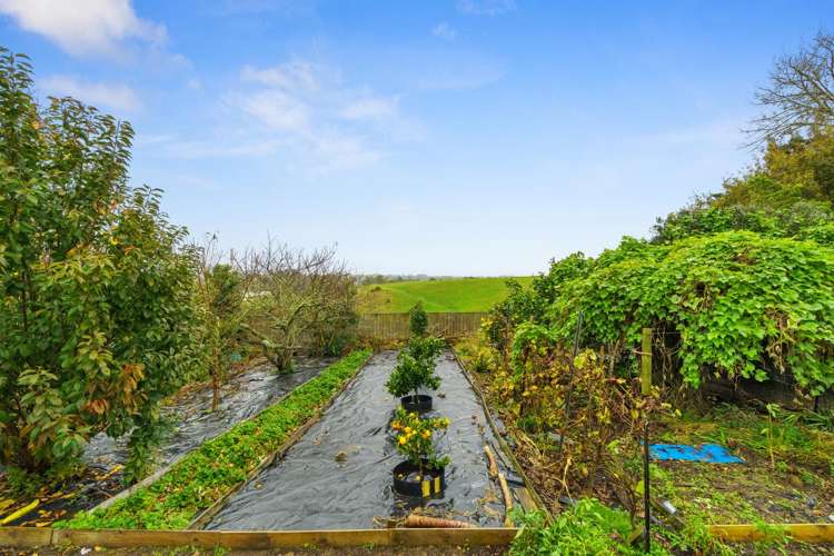 55 Russell Road Huntly_16