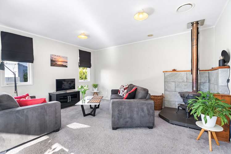 7 Handley Place Onerahi_5