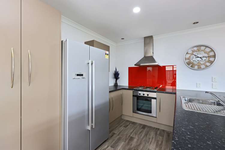 411 Lyndon Road East Hastings_6