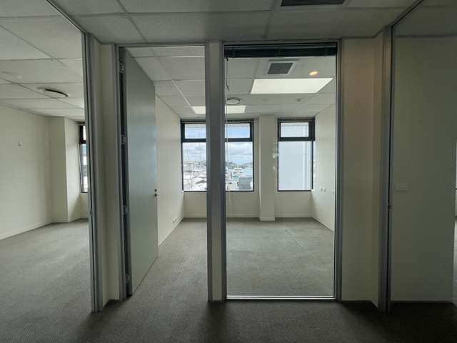 Unit 16/142 - 160 Beaumont Street Auckland Central_1