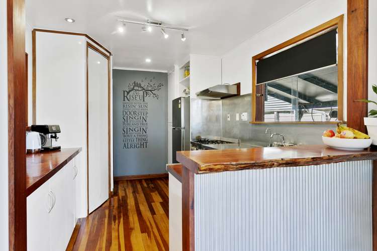 2/44 Hinekura Avenue Taupo_2