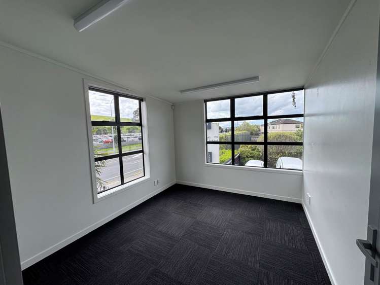 Unit 1/41 Smales Road East Tamaki_8