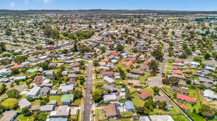 33 Dagenham Street Manurewa_21