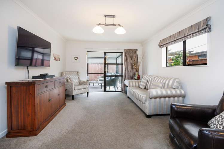 96 Warwick Street Feilding_5