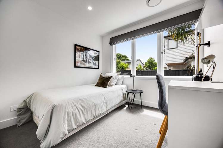 2A Whites Way Ellerslie_13