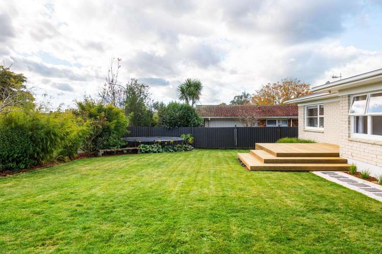 3 Russleigh Drive Dinsdale_23