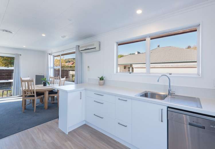 2/30 Titoki Street Stoke_9