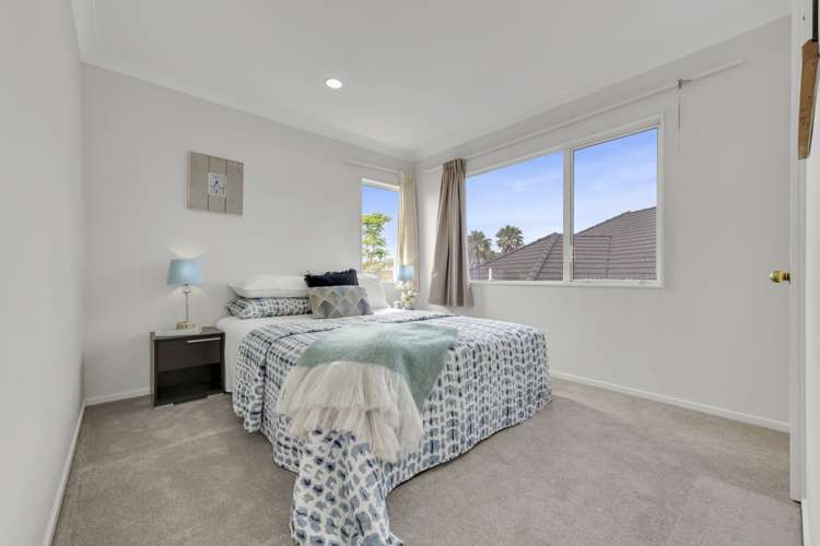 6 Moycullien Lane East Tamaki Heights_19