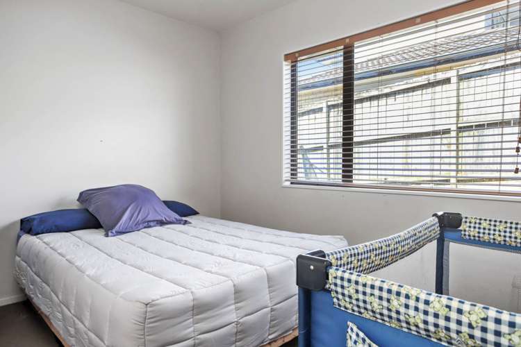 103b Roberts Road Te Atatu South_11