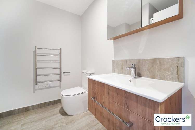 1/2 Treasure Lane 1802_9