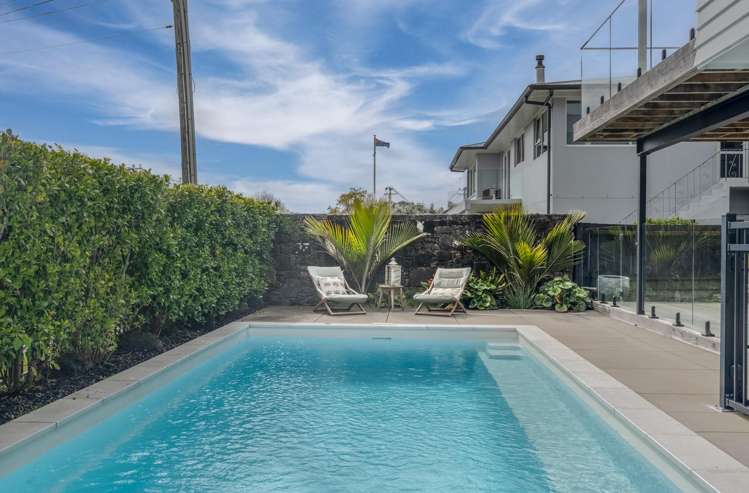 167 Sandspit Road Cockle Bay_18