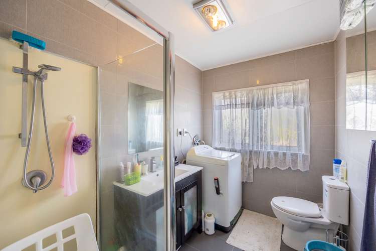 21 Mcclintock Road Massey_7