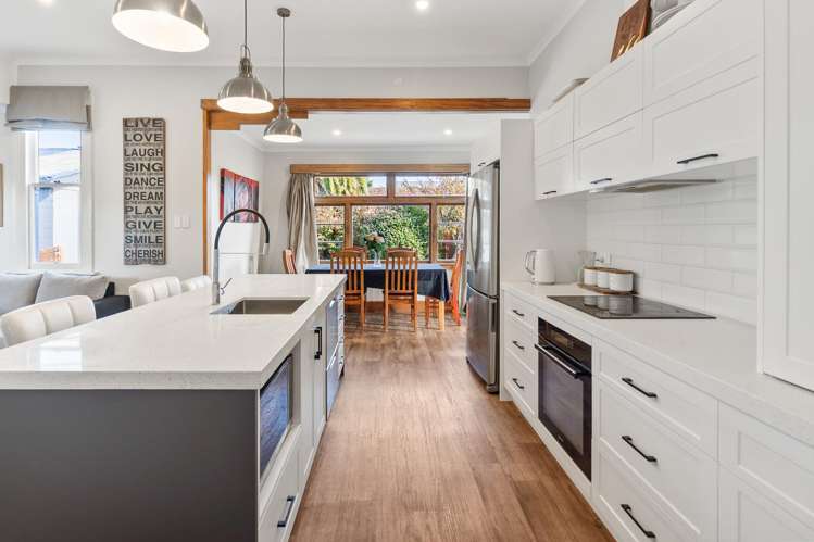 52 Tawa Street_0