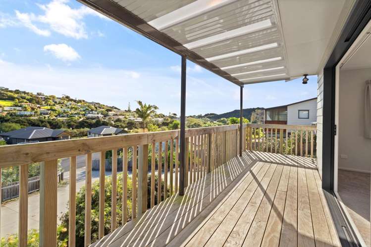 6 Loke Crescent Coopers Beach_1
