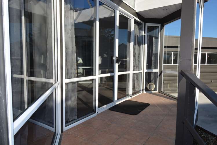 72 Antrim Street Windsor_22