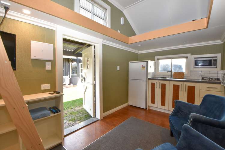 64 Victoria Street Carterton_16