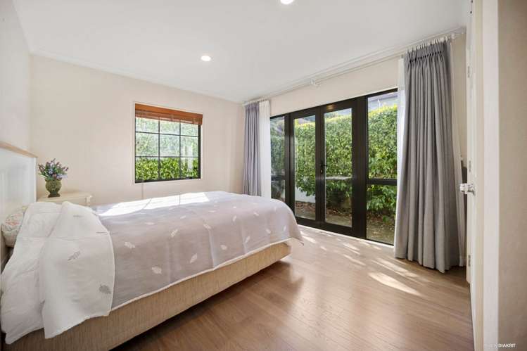 8 Kahala Place West Harbour_12