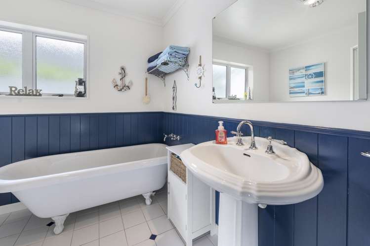 5 Hayward Rise Owhata_15