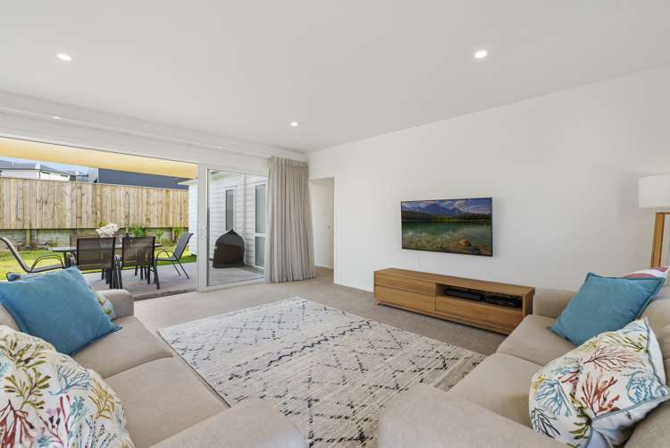 13 Karanema Place Coastlands_6