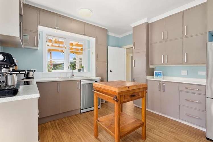 8 Frederick Street Tawa_7