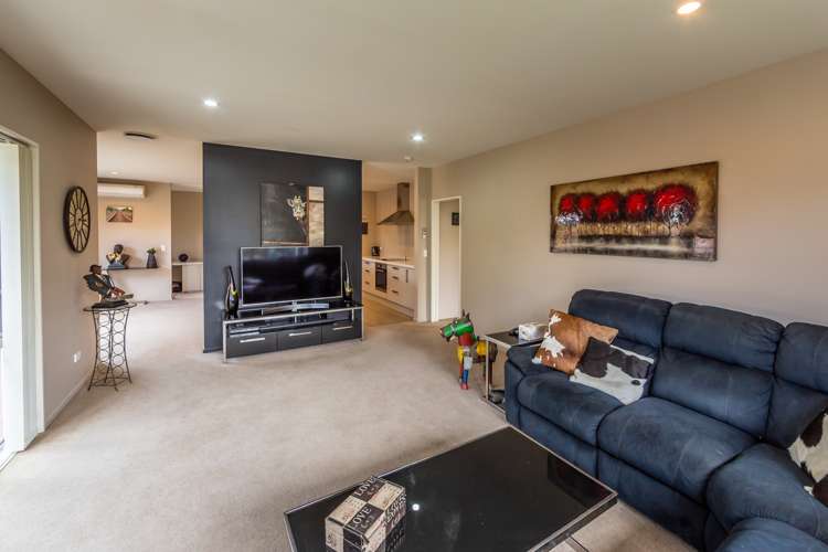 8 Fernham Way Rolleston_5