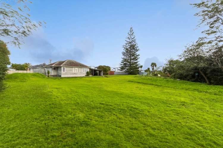 42 Brady Road_2