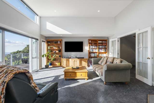 27 Tui Crescent Waiatarua_3