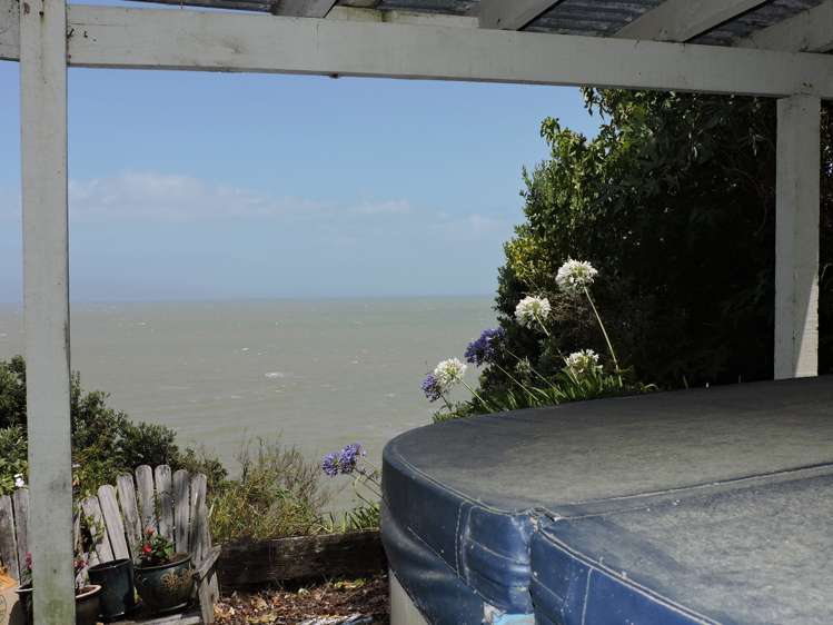 13 Otuturu Crescent Thames_8