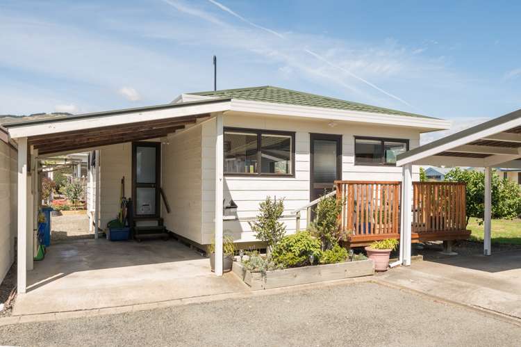 6 Birchwood Grove Richmond_16