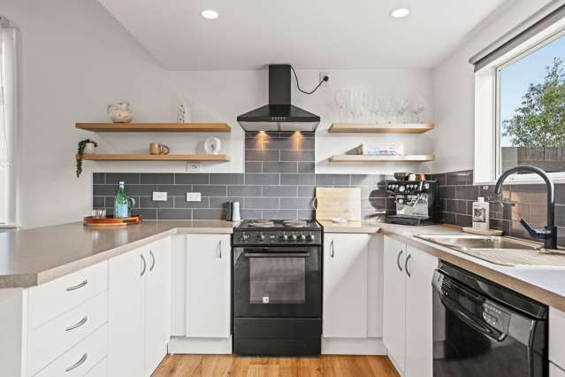 2 Wildberry Street Woolston_2