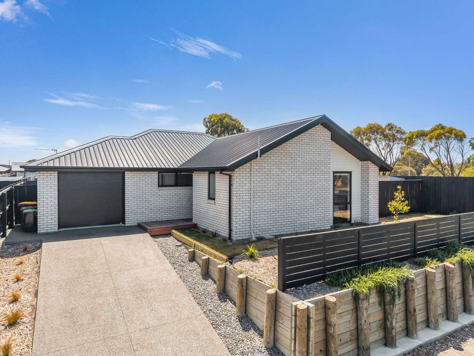 101 Eureka Street Aranui_0